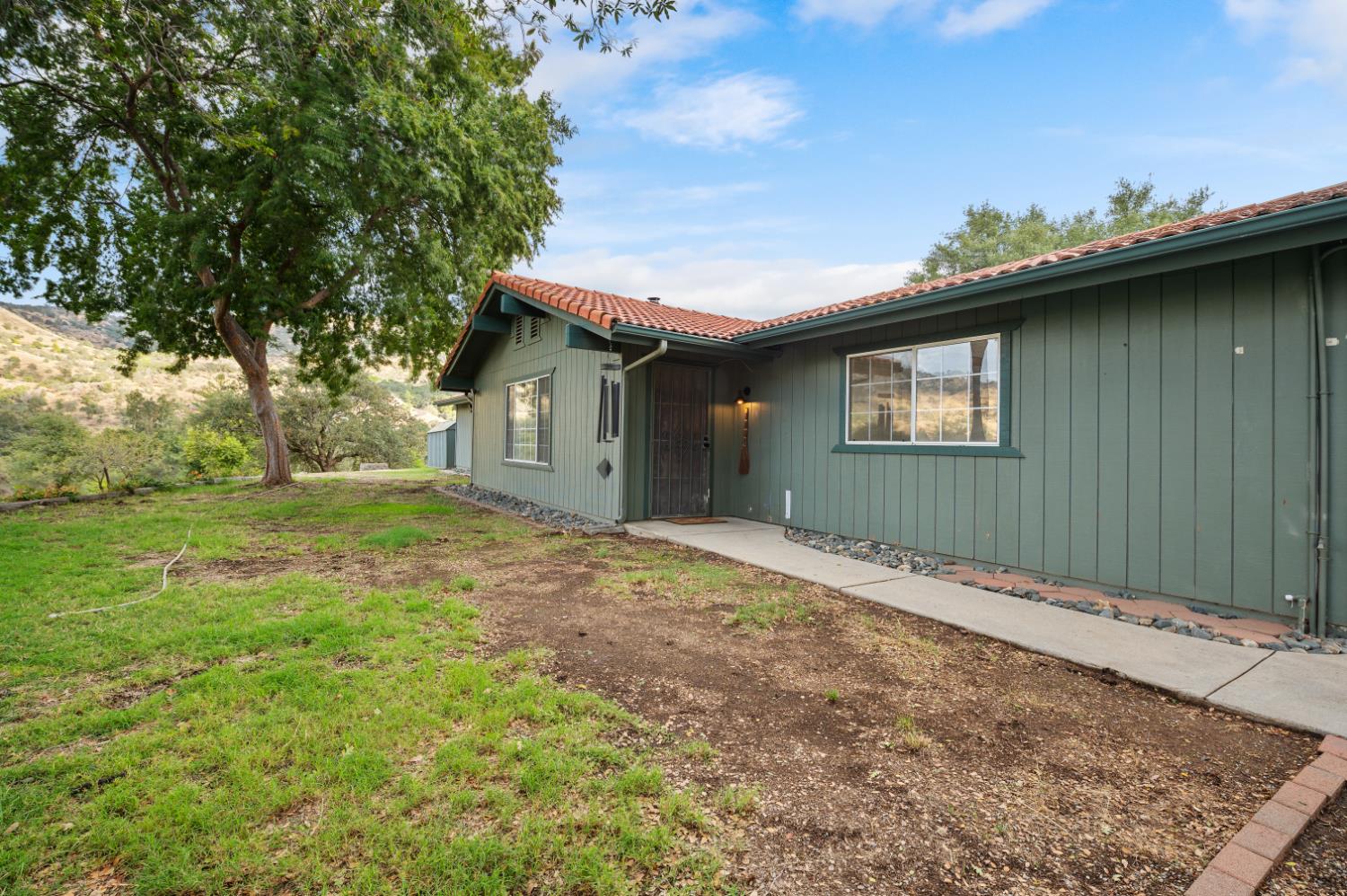 38570 Rustic Lane Squaw Valley, CA 93675 - Photo 10 of 51