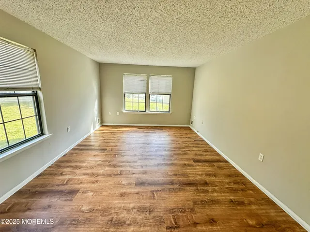 $2,050 | 310 Sage Court, Jackson, NJ 08527