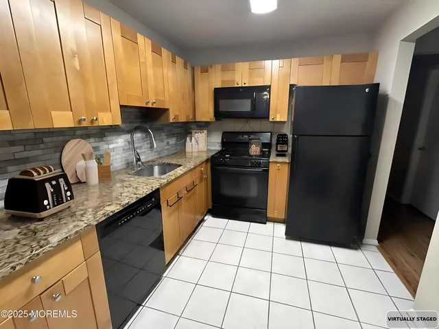 $2,050 | 310 Sage Court, Jackson, NJ 08527