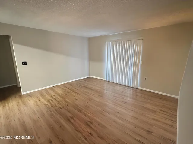 $2,050 | 310 Sage Court, Jackson, NJ 08527