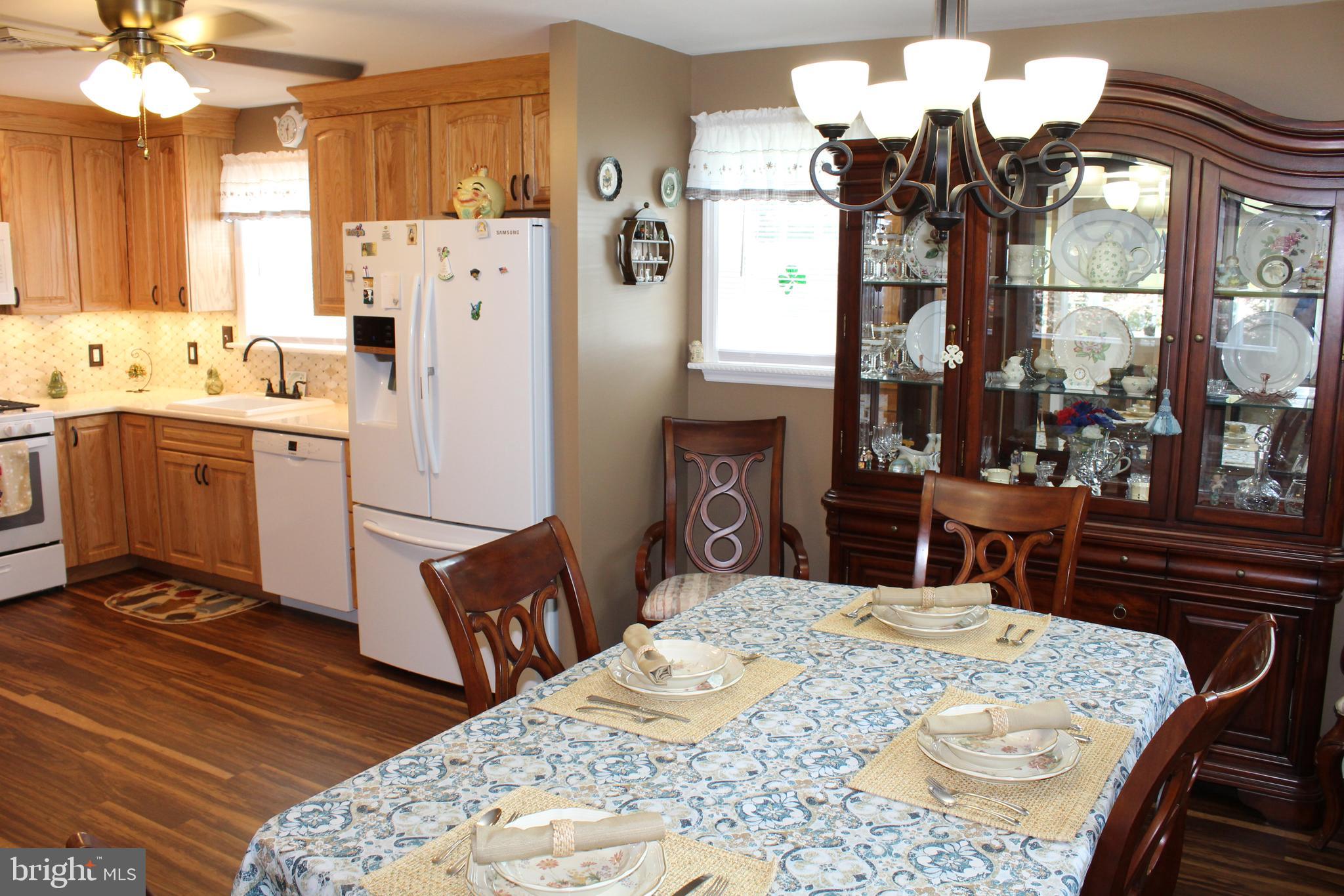827 Phillips Road Warminster, PA 18974 - Photo 11 of 37 Gallery Image 11