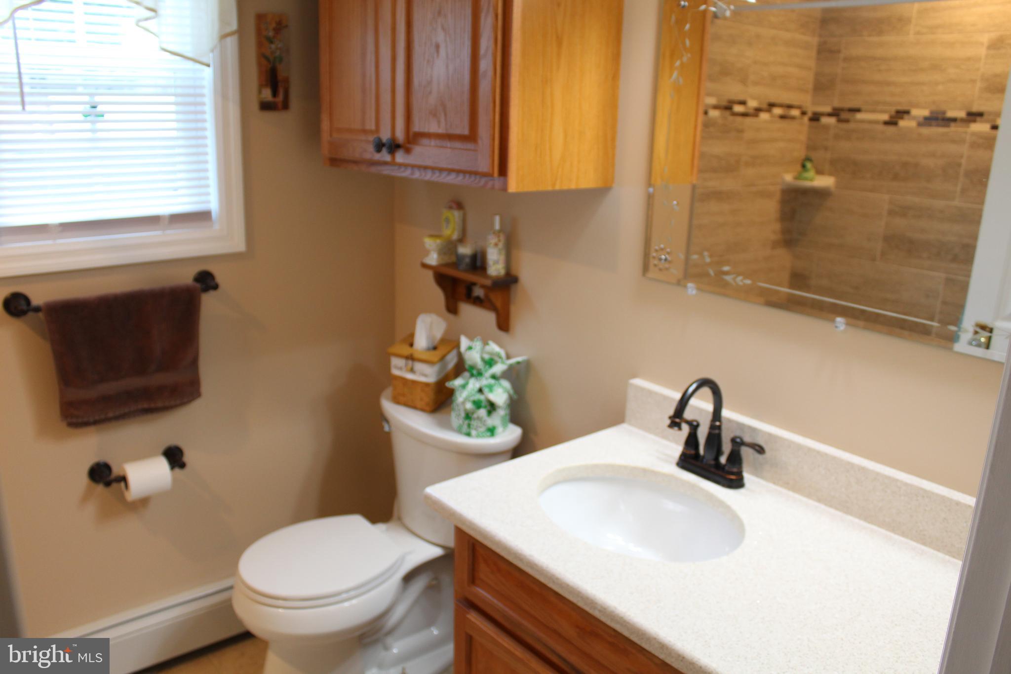 827 Phillips Road Warminster, PA 18974 - Photo 26 of 37 Full Bath