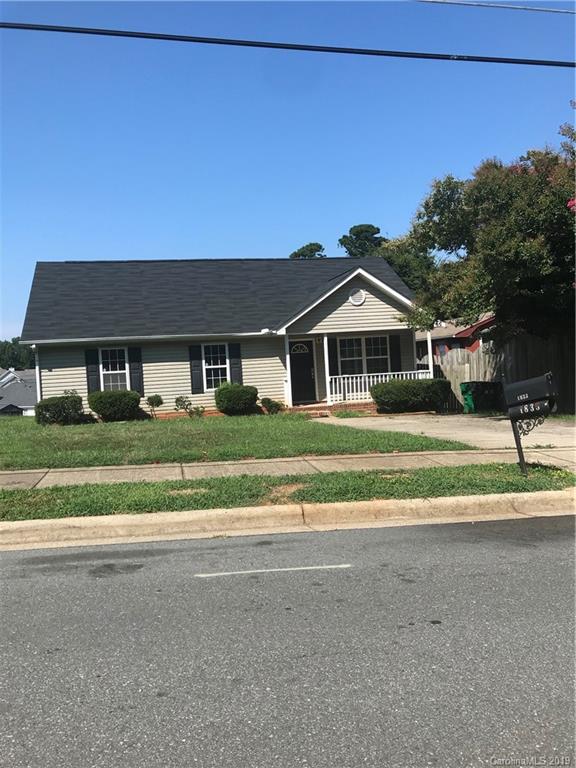 1833 Slater Road Charlotte, NC 28216 - Photo 1 of 16 Gallery Image 1