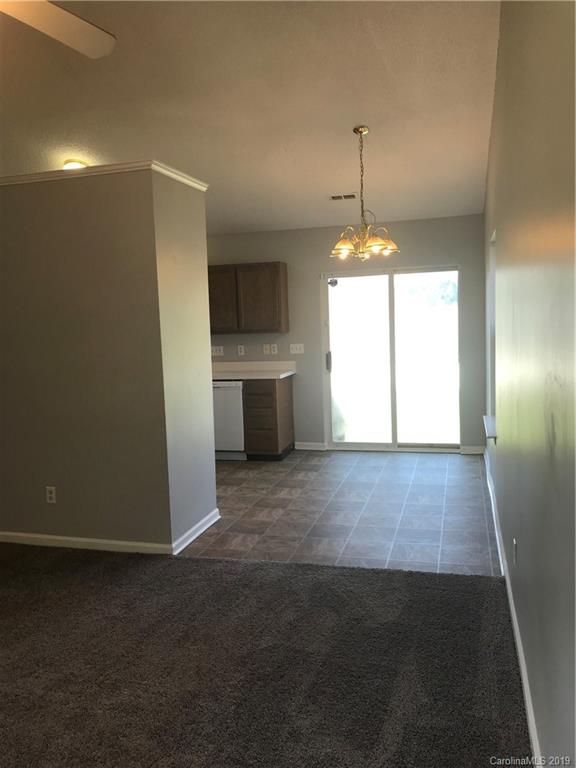 1833 Slater Road Charlotte, NC 28216 - Photo 3 of 16 Gallery Image 3