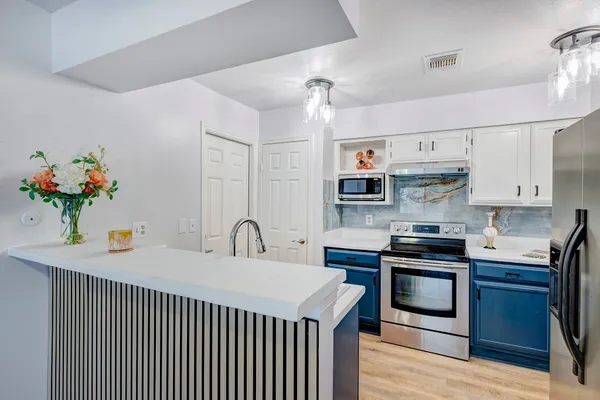 $1,900 | 18506 Glen Briar Lane, Houston, TX 77084