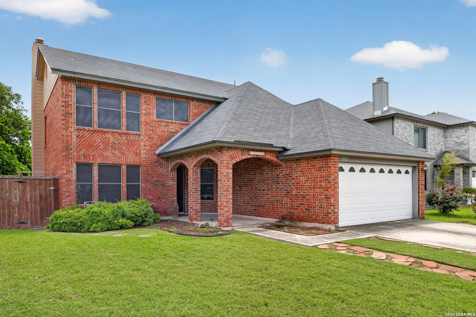 8014 Swindow Circle Converse, TX 78109 - Photo 3 of 32