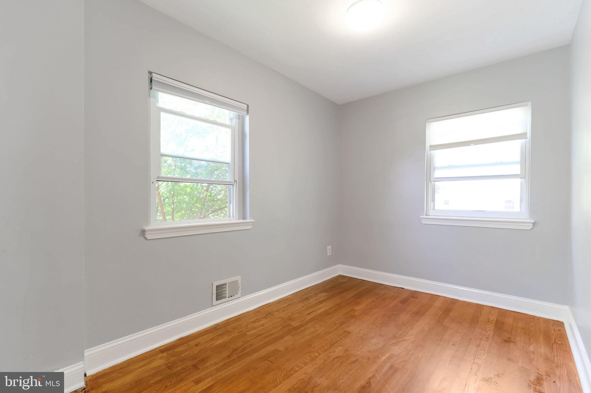 2600 Arvin Street Silver Spring, MD 20902 - Photo 6 of 16