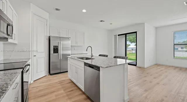 $2,735 | 5600 Northwest Coventry Circle, Unit 4BR, Port St. Lucie, FL 34986