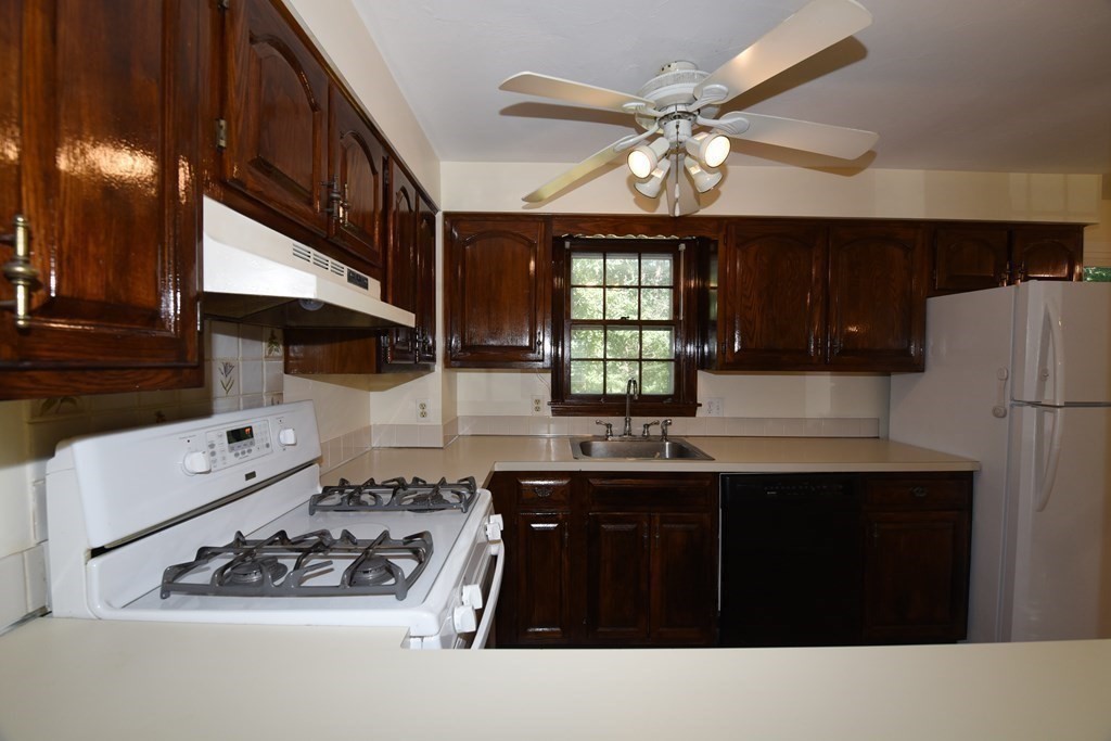 25 Reservoir Road, Unit C2 Pembroke, MA 02359 - Photo 10 of 32 Gallery Image 10