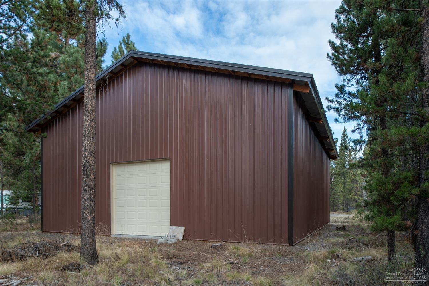 16941 Sacramento Road Bend, OR 97707 - Photo 2 of 10 Rear Exterior
