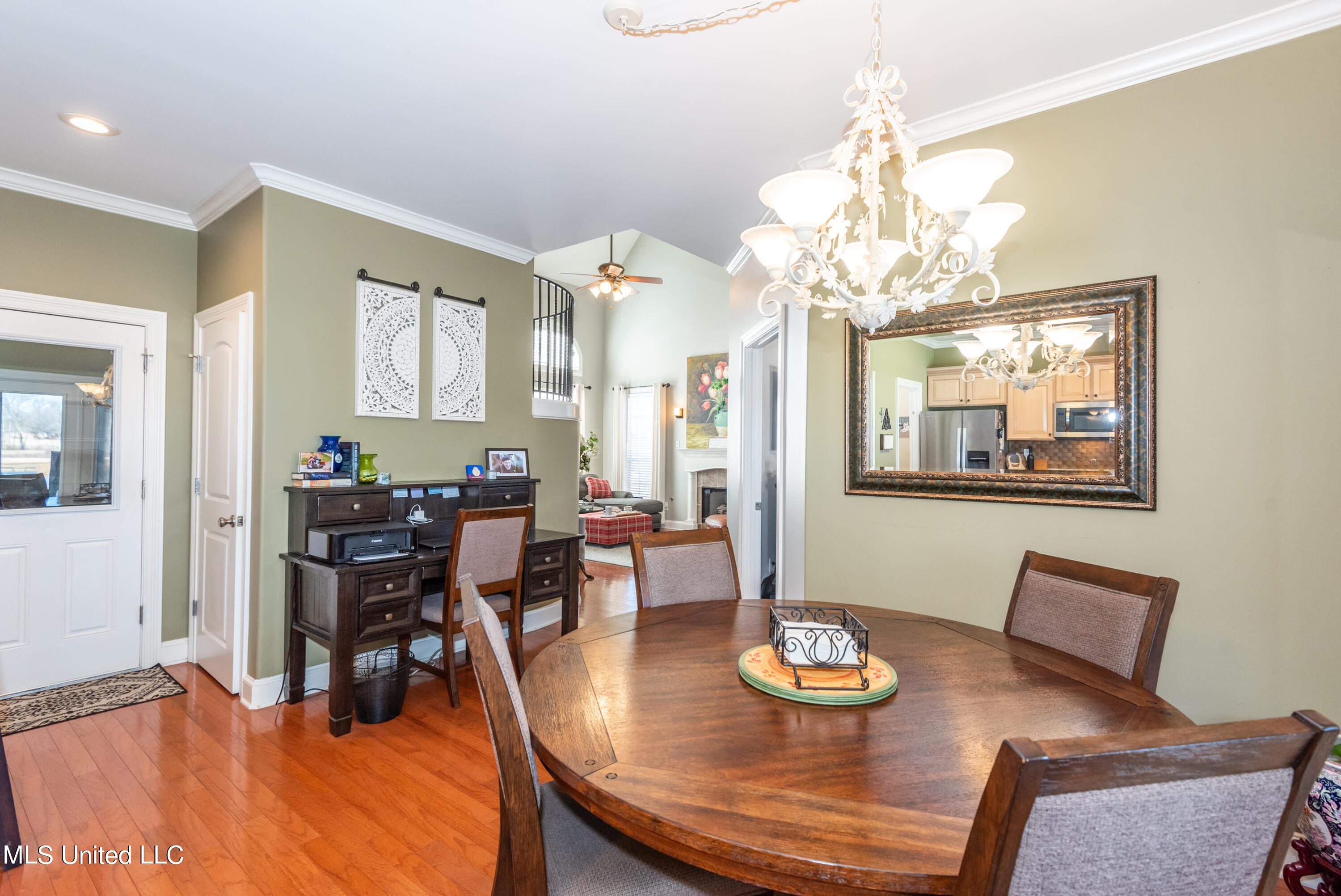 5254 Nail Road, Unit E Olive Branch, MS 38654 - Photo 11 of 34 Kitchen Table
