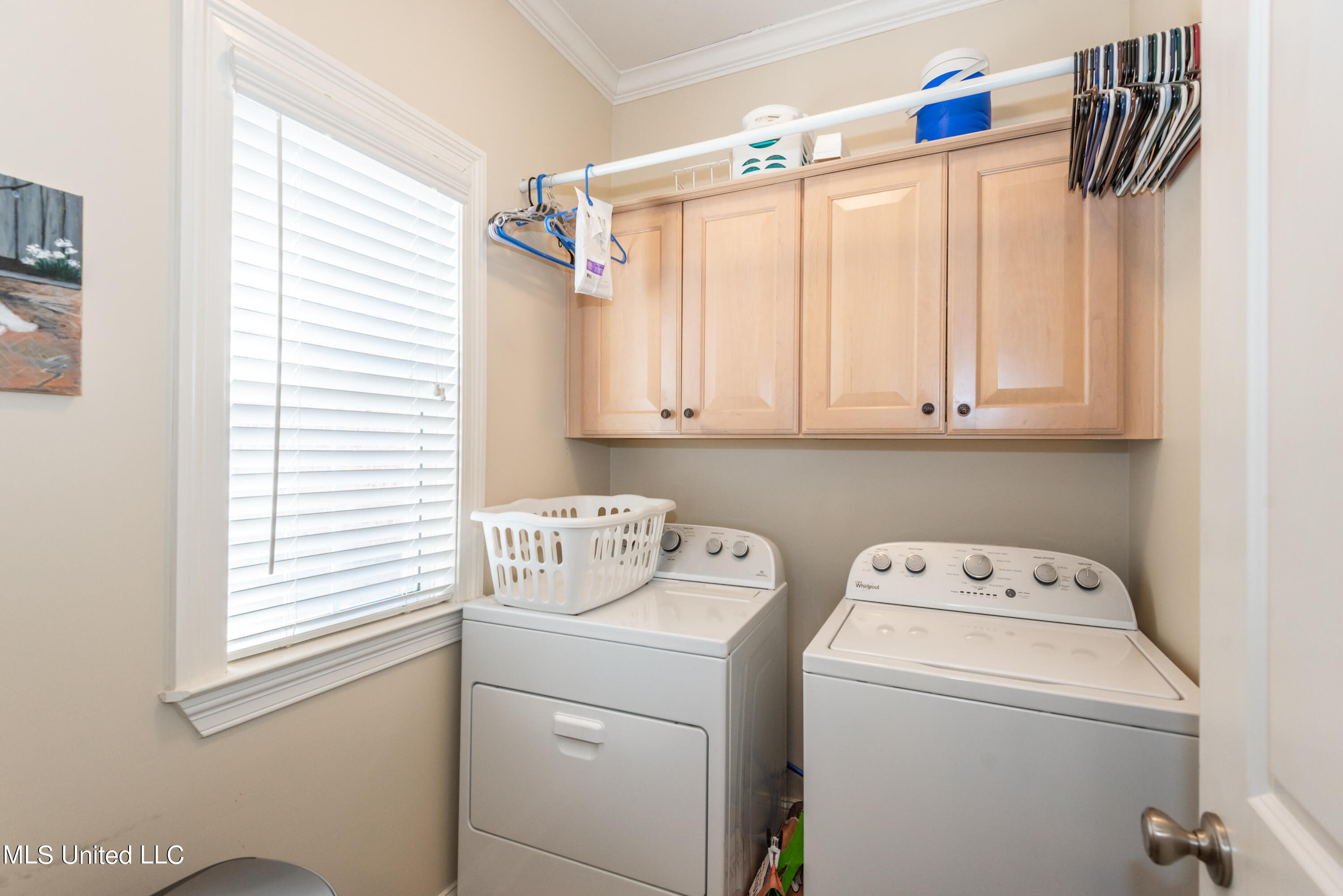 5254 Nail Road, Unit E Olive Branch, MS 38654 - Photo 15 of 34 Laundry Room