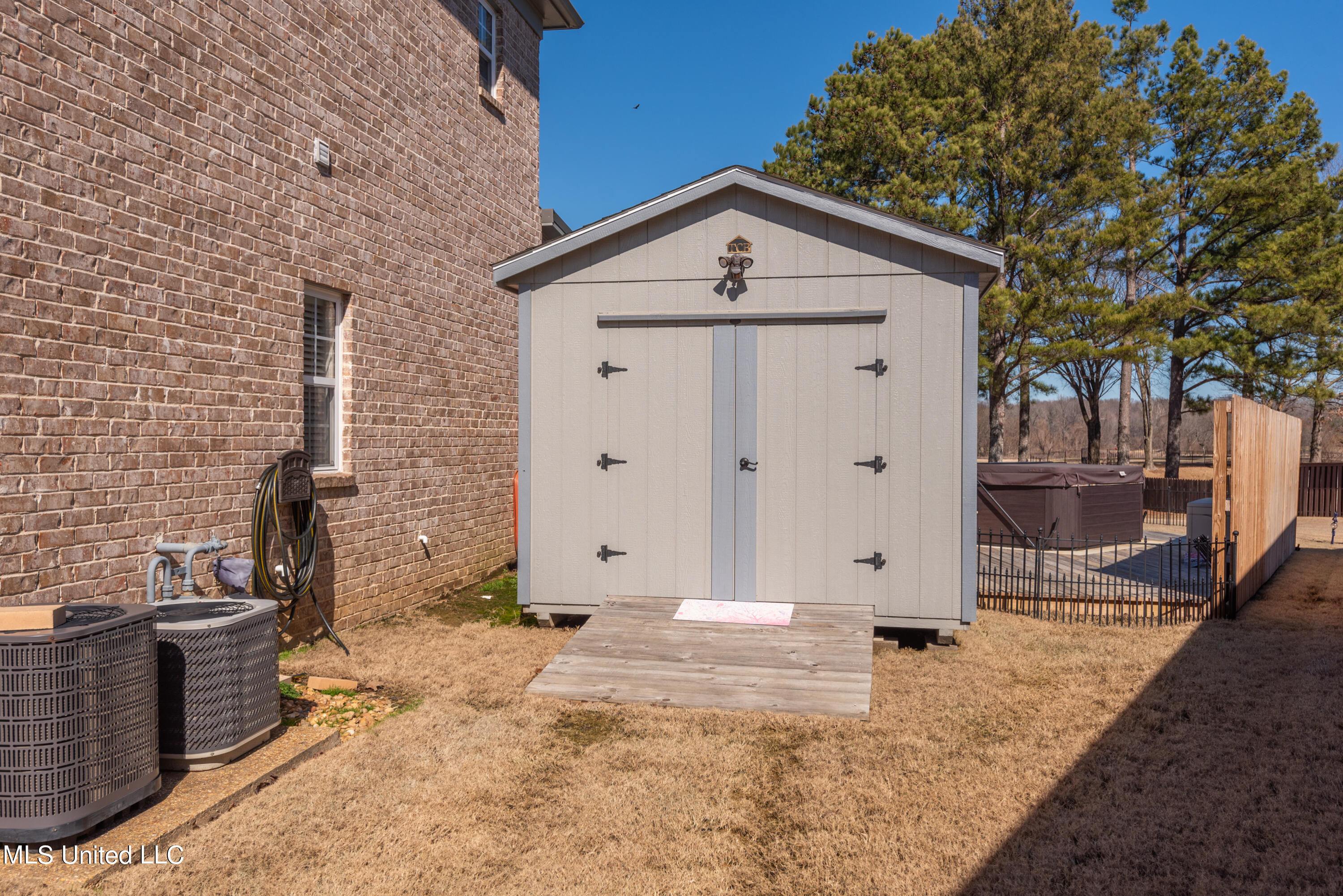 5254 Nail Road, Unit E Olive Branch, MS 38654 - Photo 31 of 34 Shed