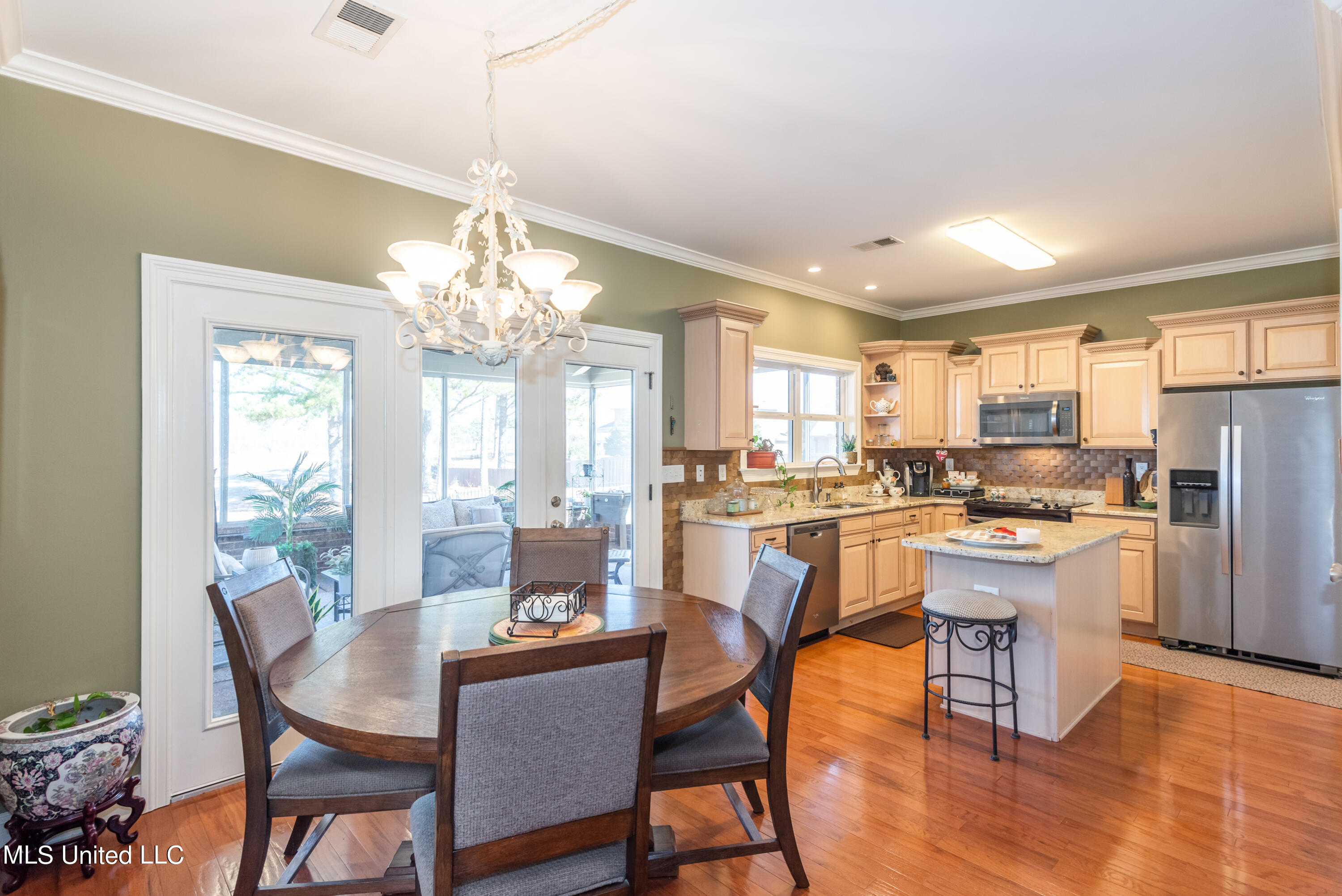 5254 Nail Road, Unit E Olive Branch, MS 38654 - Photo 7 of 34 Eat in Kitchen