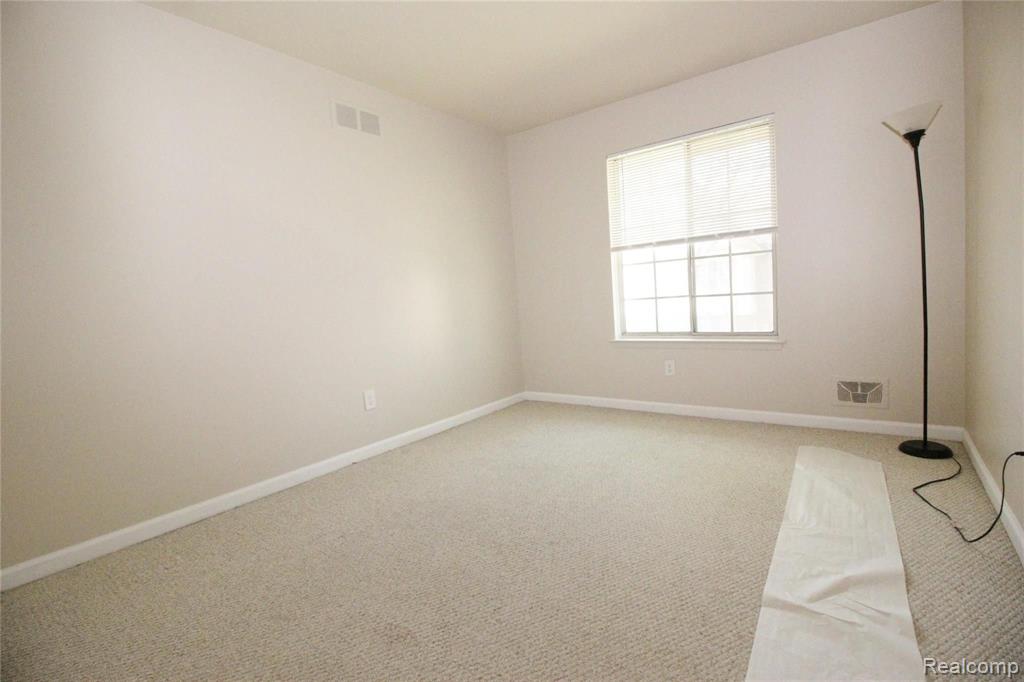 30232 Southfield Road Southfield, MI 48076 - Photo 9 of 14