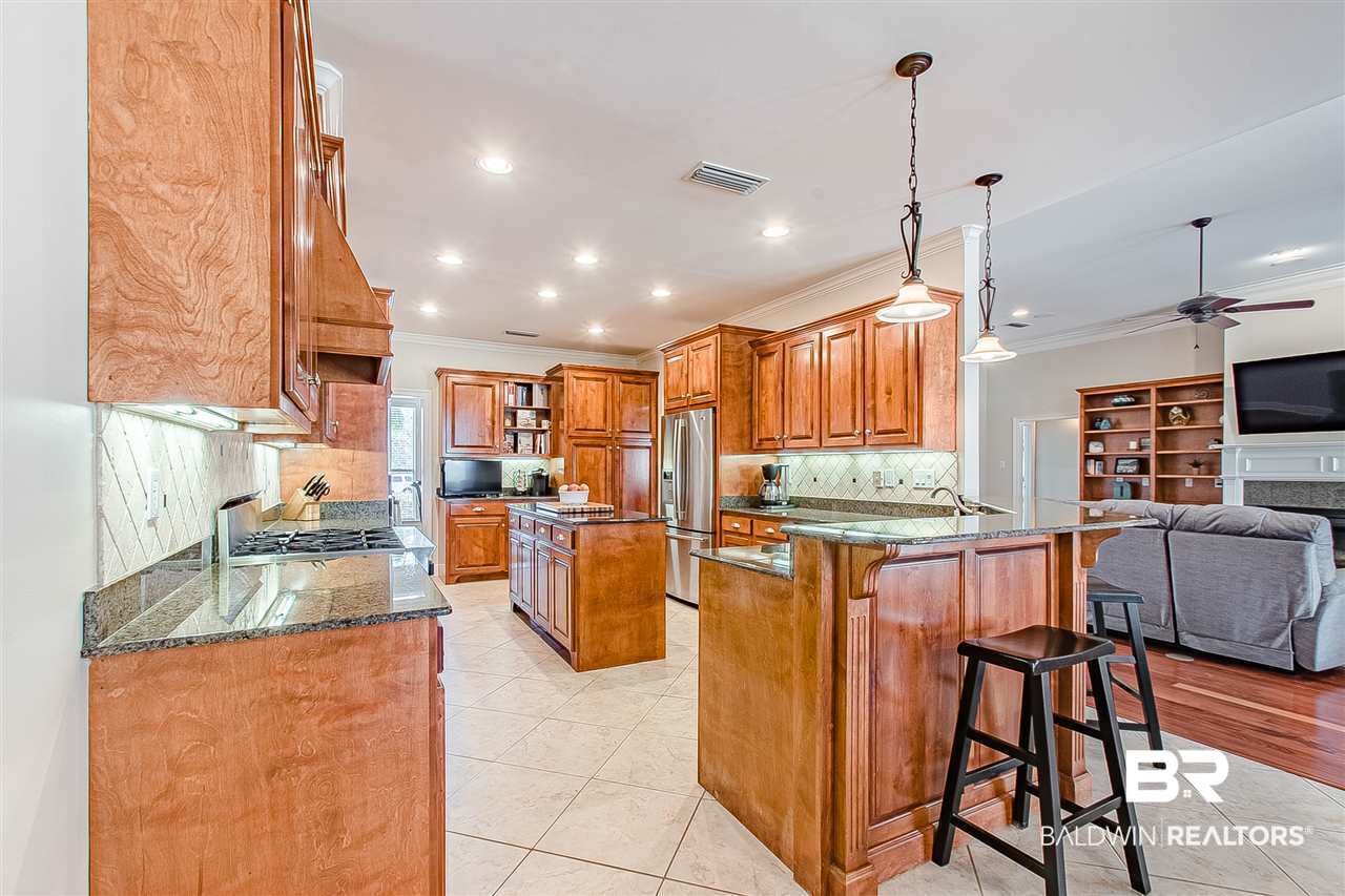 24204 Trowbridge Court Daphne, AL 36526 - Photo 14 of 36 Breakfast Bar