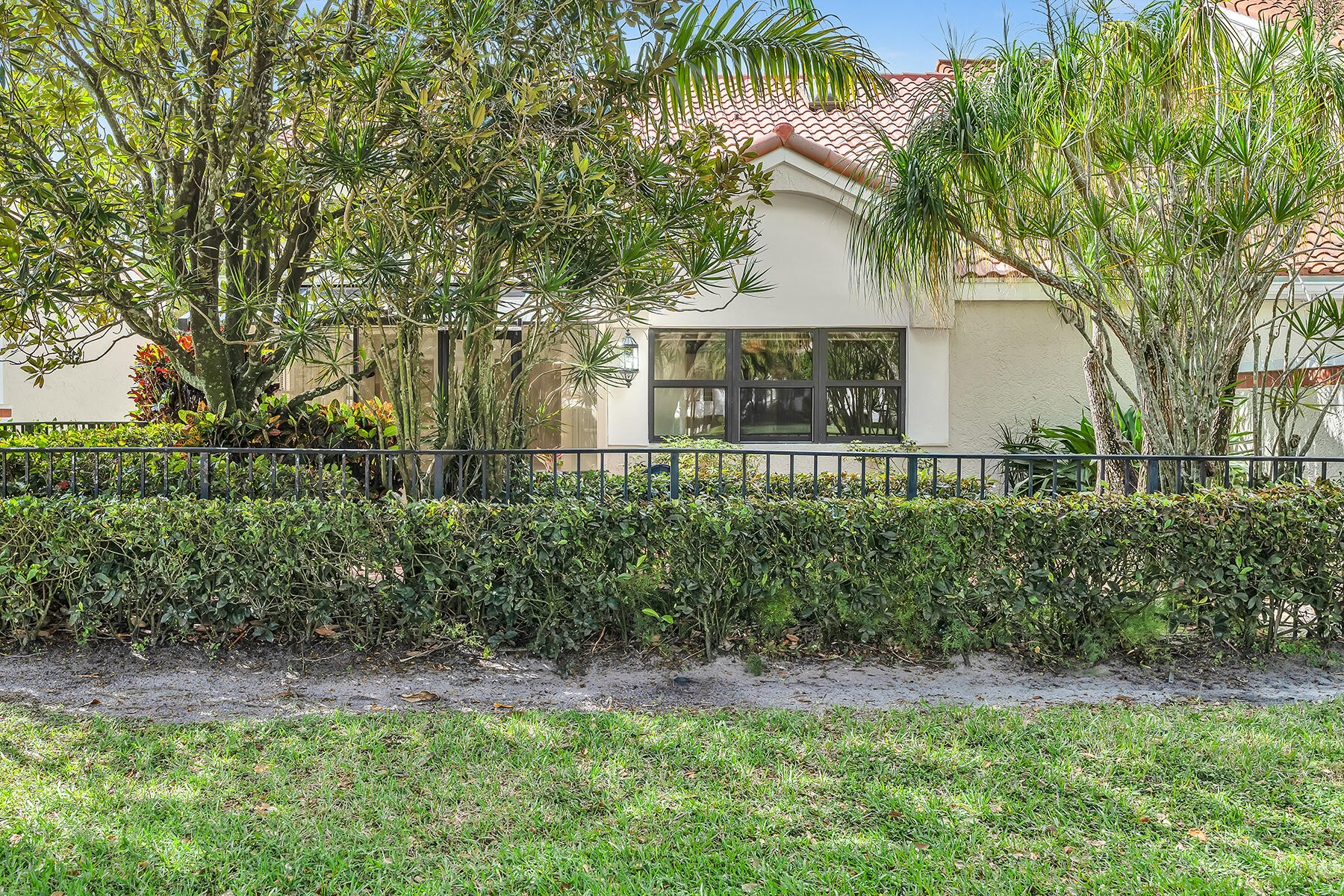 7417 Campo Florido Boca Raton, FL 33433 - Photo 23 of 74 Storybook Setting