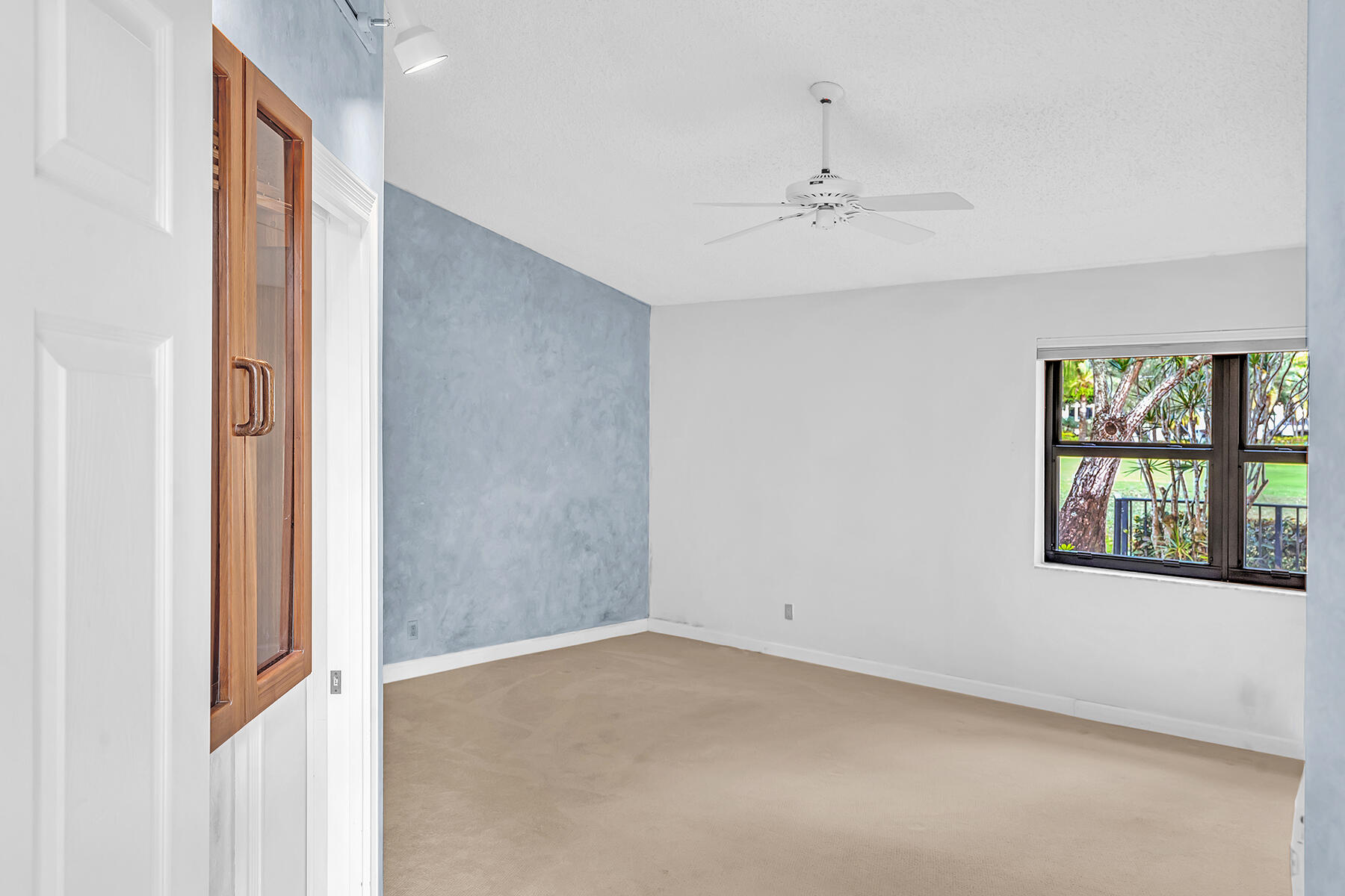 7417 Campo Florido Boca Raton, FL 33433 - Photo 24 of 74 Primary Bedroom Entrance