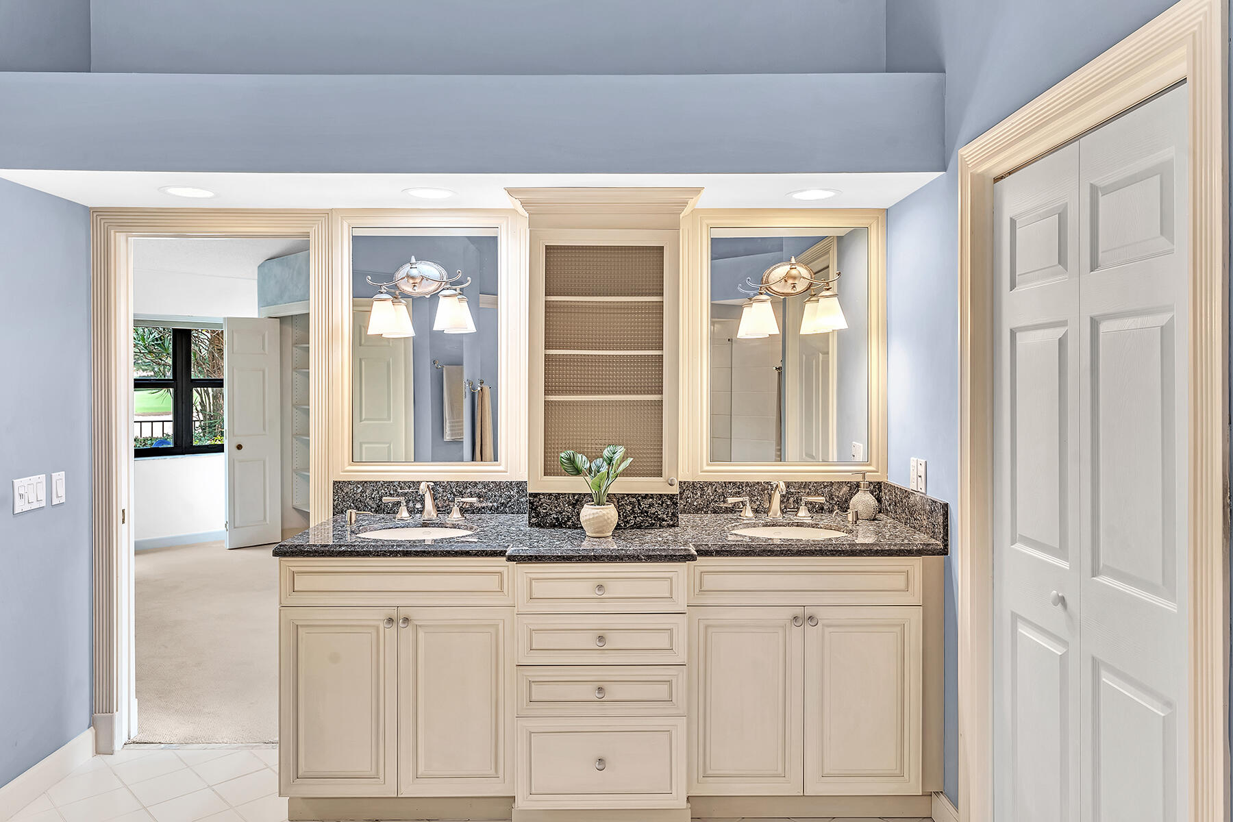7417 Campo Florido Boca Raton, FL 33433 - Photo 28 of 74 En-Suite Primary Bath
