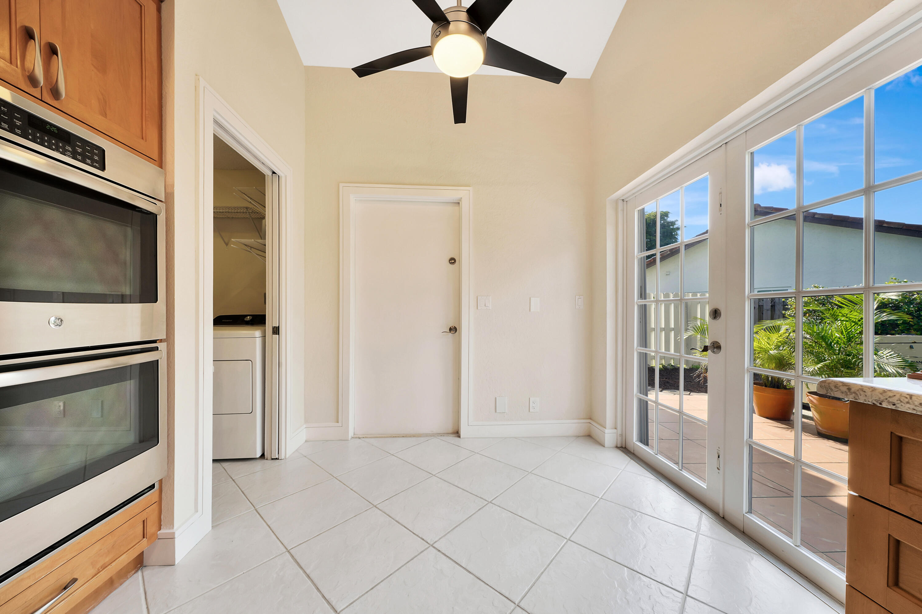 2475 Northwest 25th Street Boca Raton, FL 33431 - Photo 14 of 72 Kitchen Breakfast Nook (3)