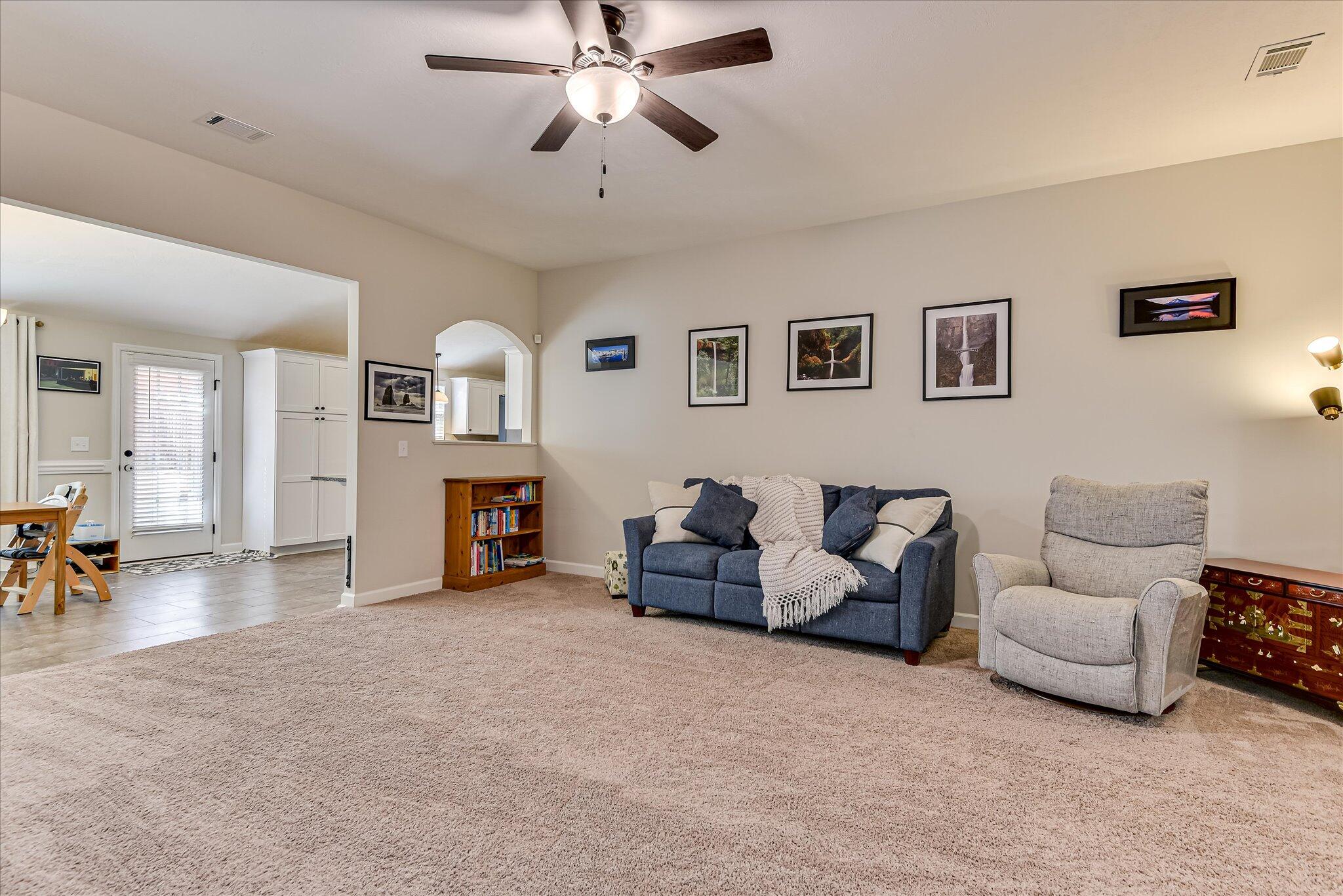 911 Goodale Drive Augusta, GA 30909 - Photo 10 of 47 great room