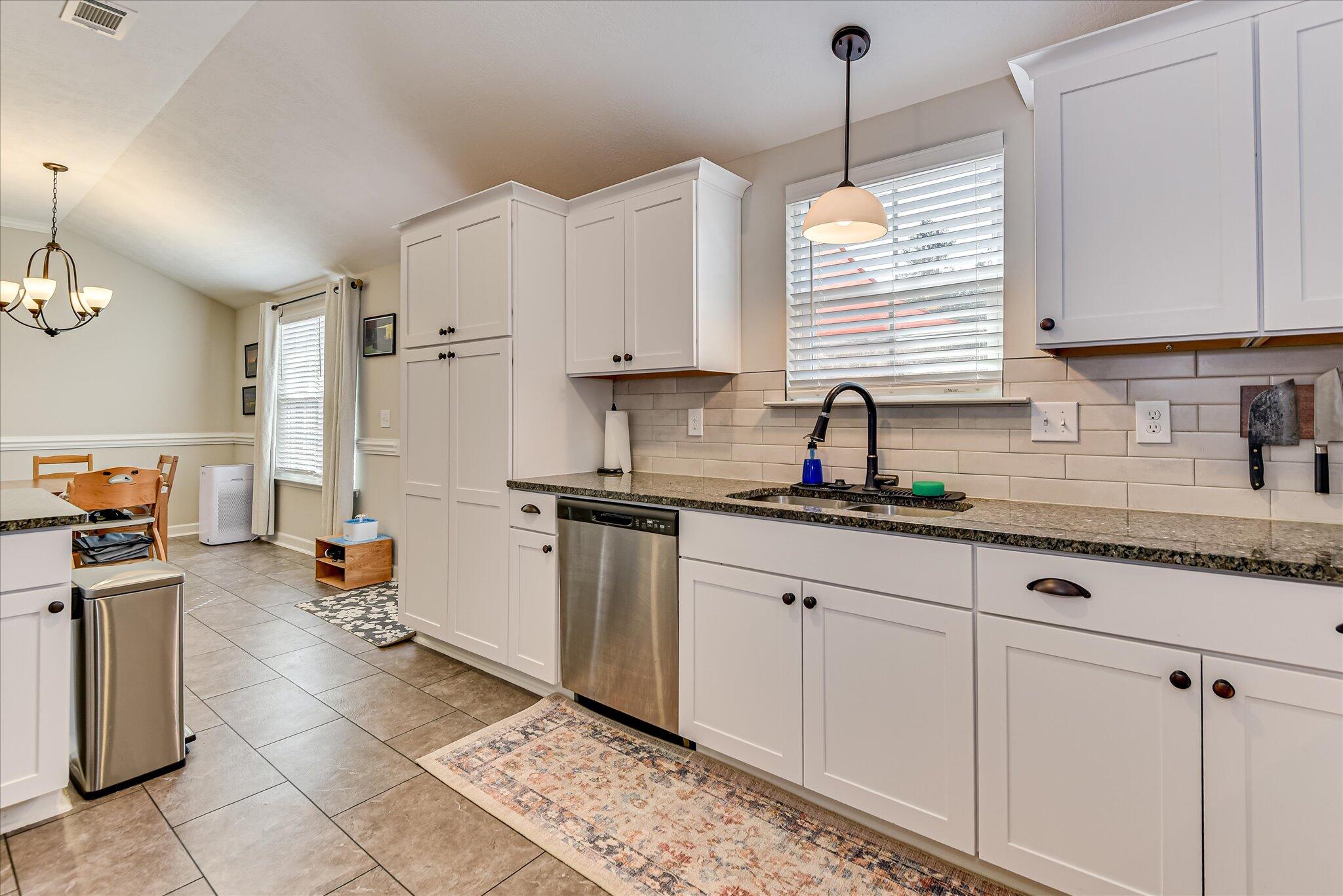 911 Goodale Drive Augusta, GA 30909 - Photo 19 of 47 kitchen