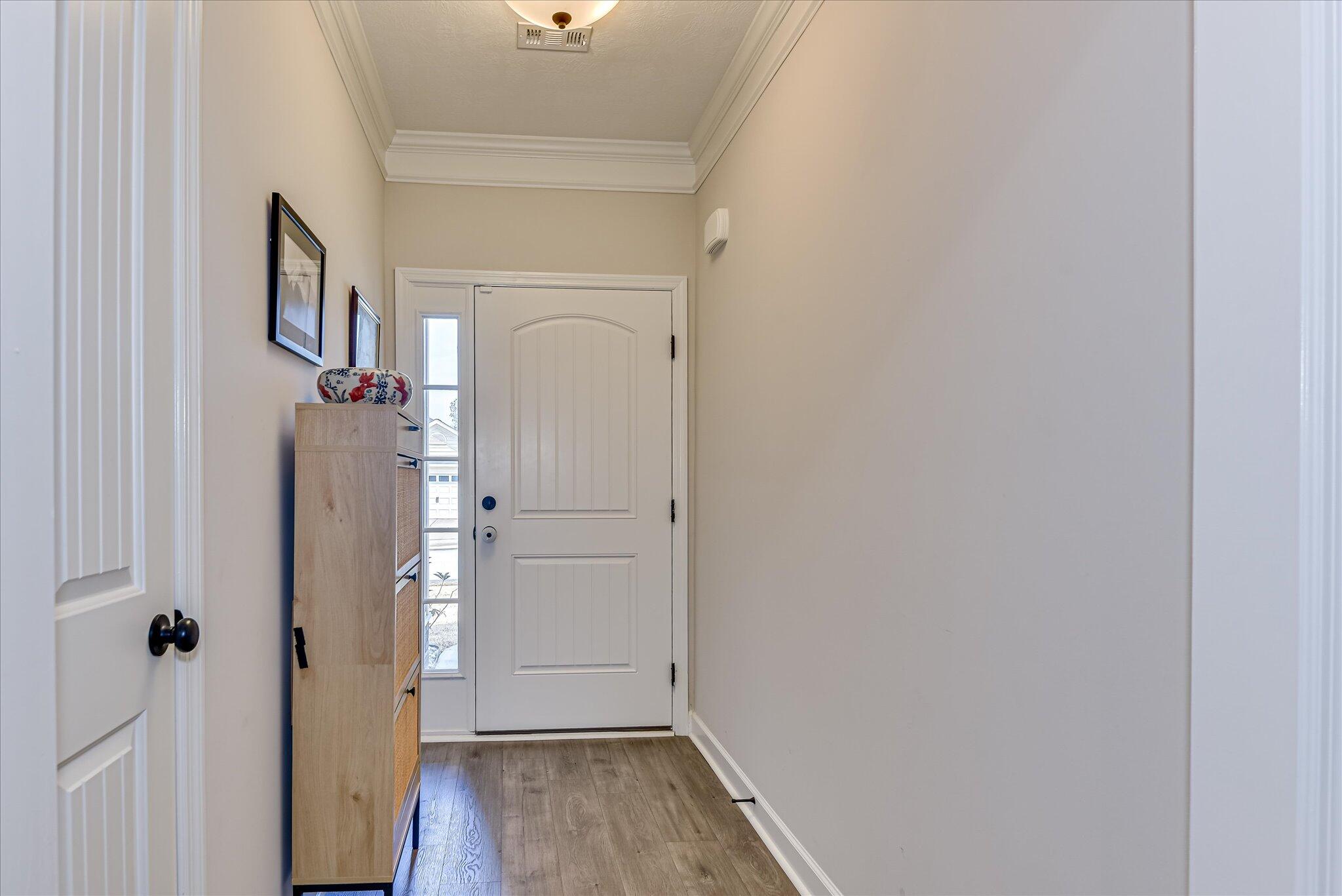 911 Goodale Drive Augusta, GA 30909 - Photo 5 of 47 foyer