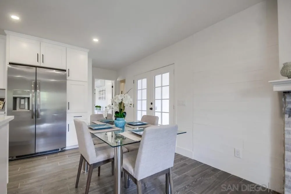 344 Mountain View Road El Cajon, CA 92021 - Photo 10 of 38 a view of a dining room with furniture window and outside view