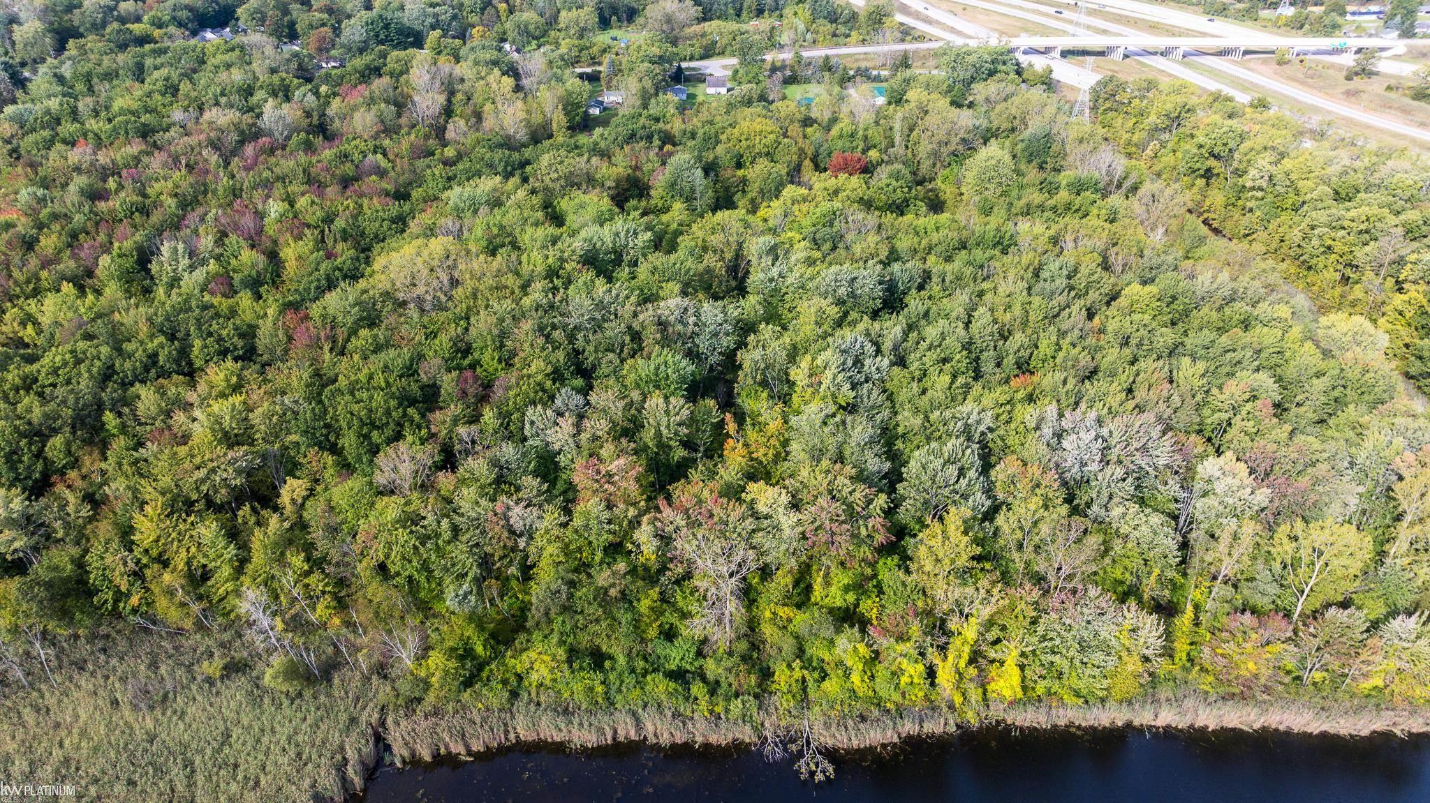 2194 Michigan Road Port Huron, MI 48060 - Photo 34 of 41 50156632-30a4c61a-4b02-4cdb-b7ae-0e1da16f344a.JPG