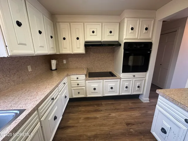 $228,000 | 25 E Rossmoor Drive, Monroe Township, NJ 08831