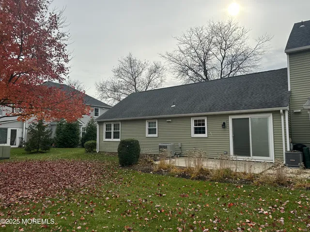 $228,000 | 25 E Rossmoor Drive, Monroe Township, NJ 08831