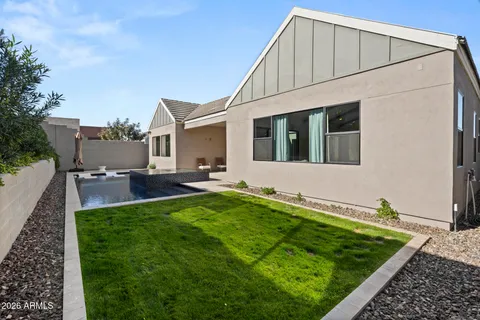 $965,000 | 713 East Kachina Trail, Phoenix, AZ 85042