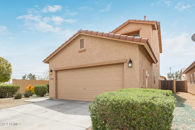 $1,900 | 19137 West Monroe Street, Buckeye, AZ 85326