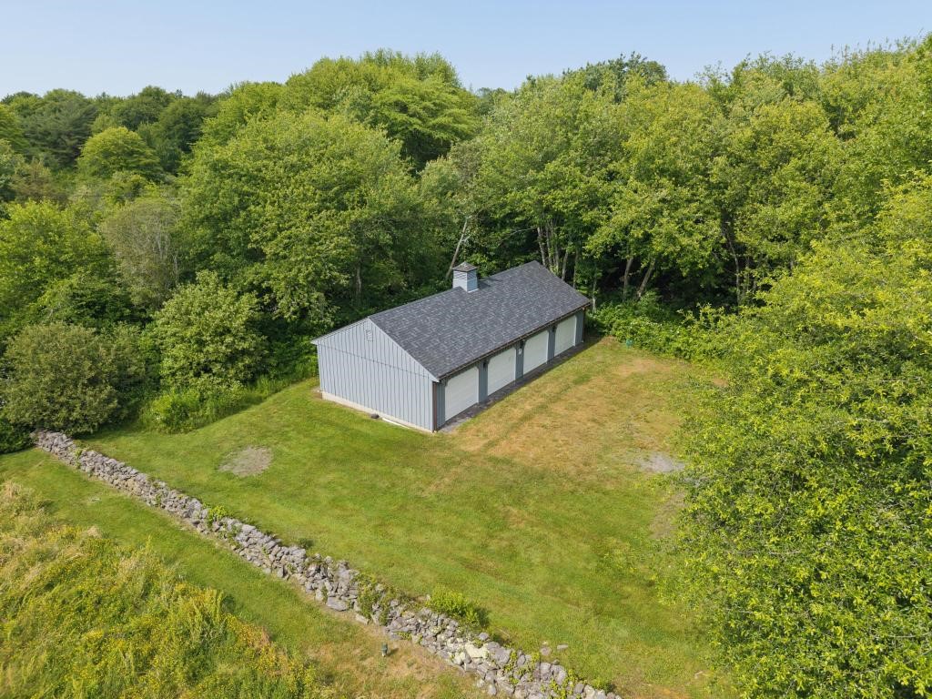 683 Puncatest Neck Road Tiverton, RI 02878 - Photo 10 of 50