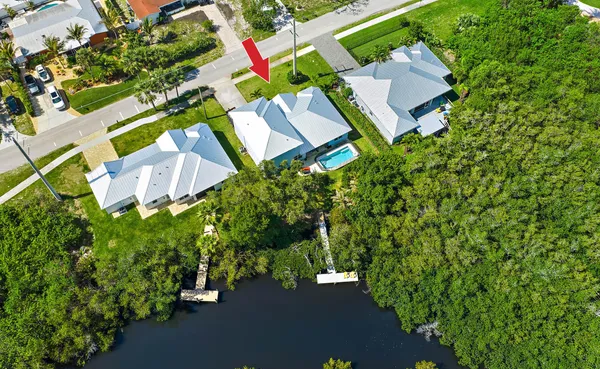 $1,185,000 | 228 Southwest Indian Grove Drive, Stuart, FL 34994