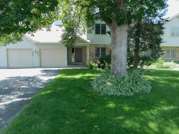$359,000 | 4293 Oakmede Lane, Unit 46C, White Bear Lake, MN 55110