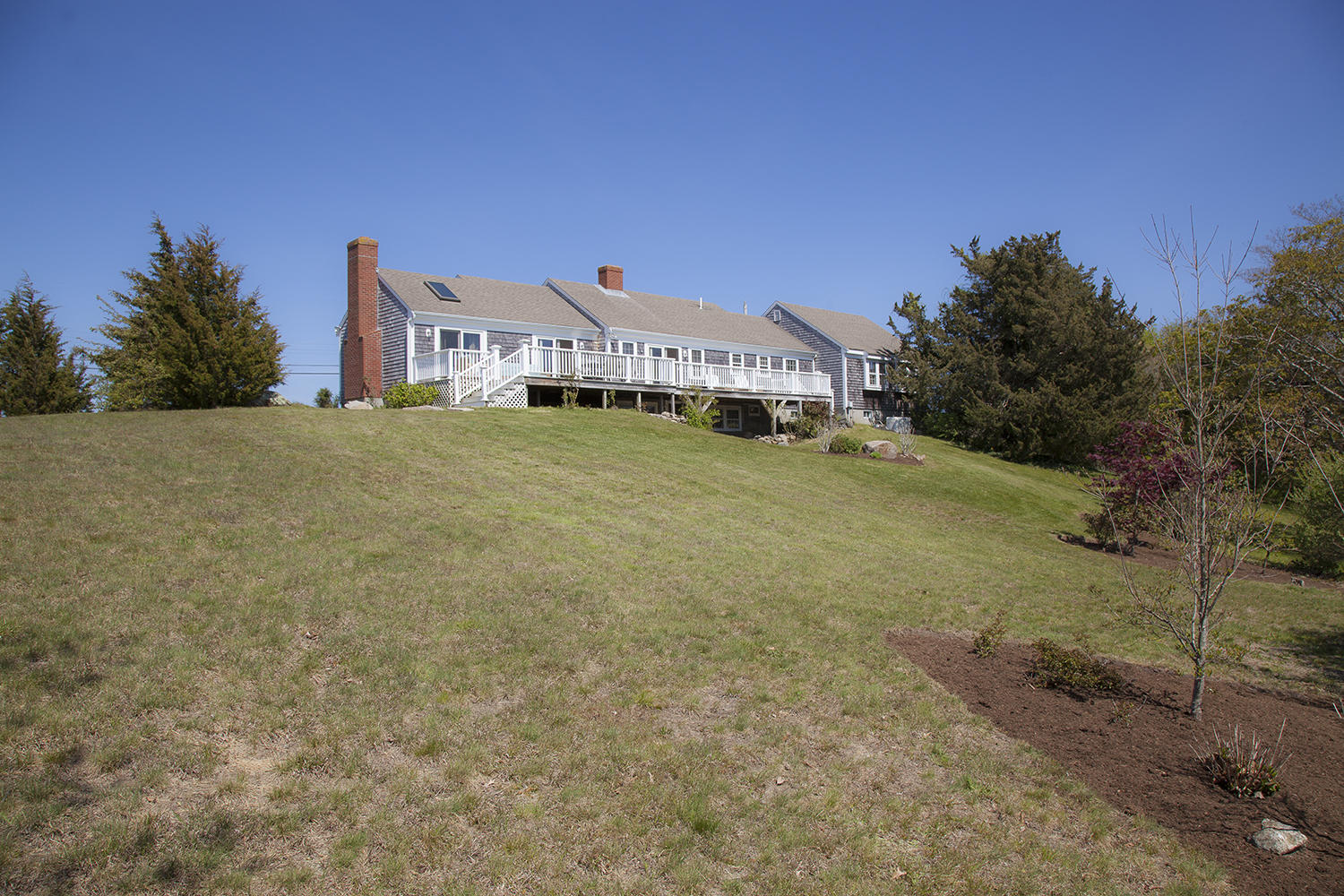 281 Commerce Road Barnstable, MA 02630 - Photo 5 of 27 IMG_4689a