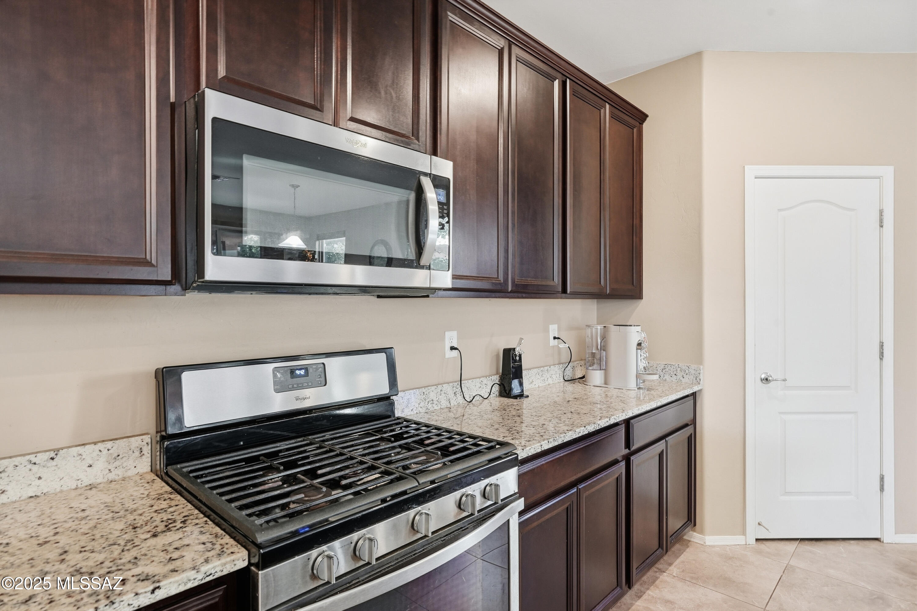 9593 South Trapper Ridge Drive Tucson, AZ 85747 - Photo 16 of 44