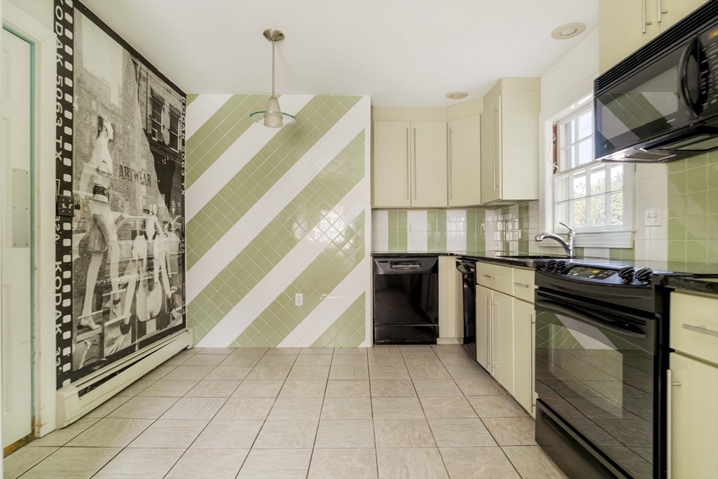 77 Jordan Road Brookline, MA 02446 - Photo 10 of 29