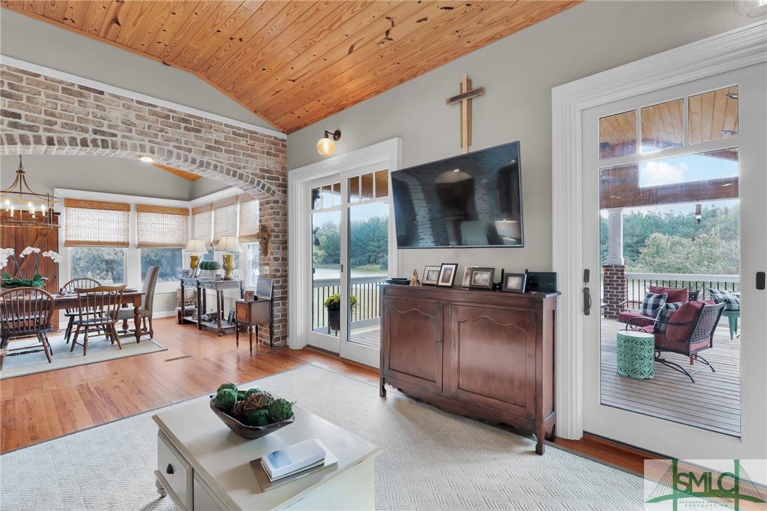 980 Bernard Smith Road Statesboro, GA 30461 - Photo 20 of 49 Great Room to back porch