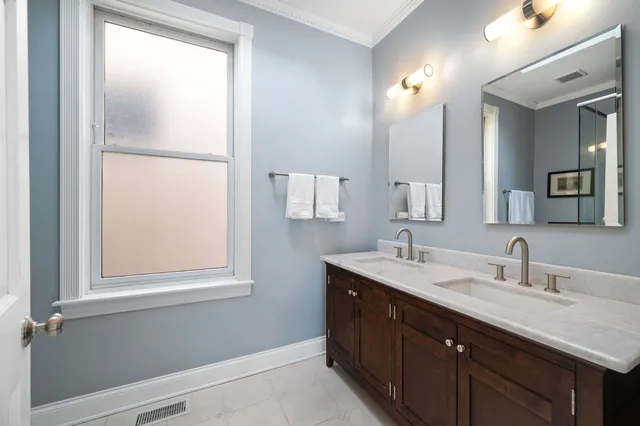 $1,050,000 | 1213 North Paulina Street, Chicago, IL 60622