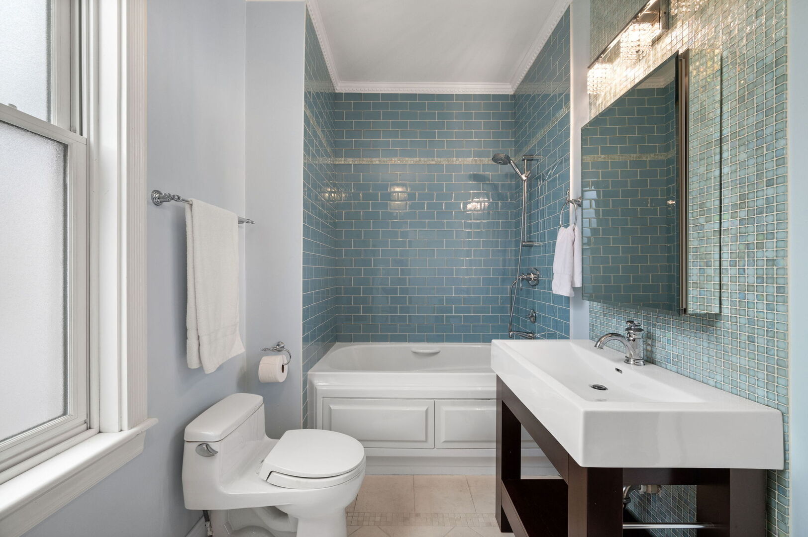 1213 North Paulina Street Chicago, IL 60622 - Photo 24 of 40 a bathroom with a sink toilet and shower