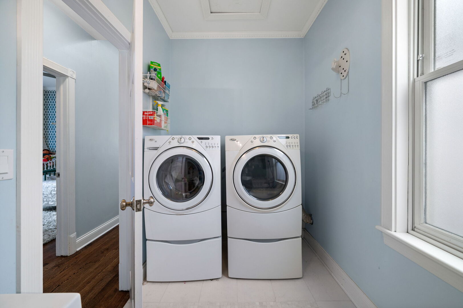 1213 North Paulina Street Chicago, IL 60622 - Photo 25 of 40 a utility room with dryer and washer