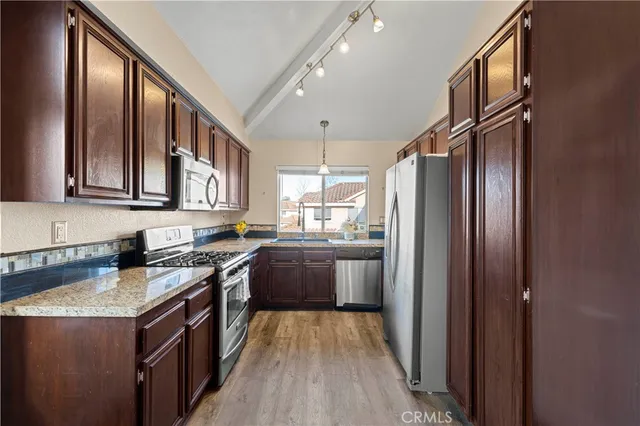 $685,000 | 440 Huyler Lane, Unit C, Simi Valley, CA 93065