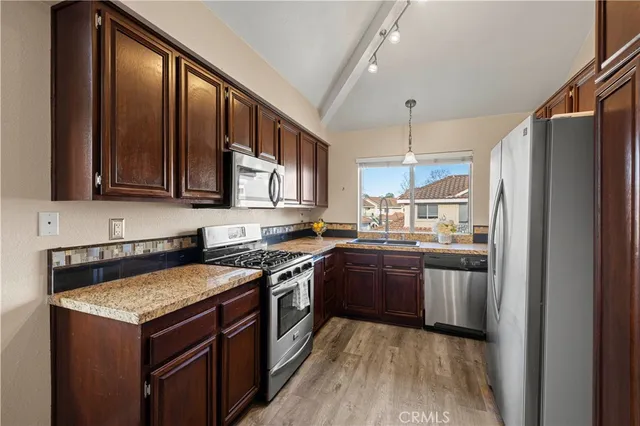 $685,000 | 440 Huyler Lane, Unit C, Simi Valley, CA 93065