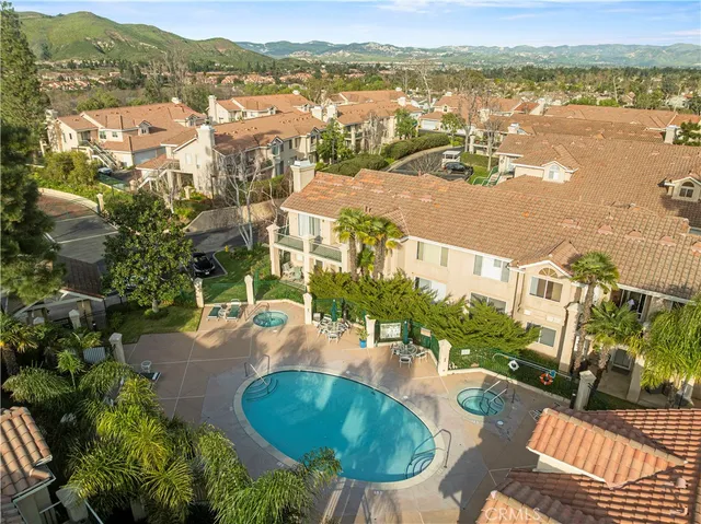 $685,000 | 440 Huyler Lane, Unit C, Simi Valley, CA 93065