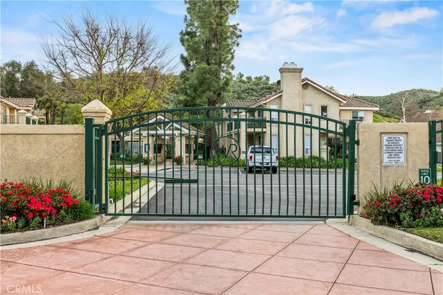 $685,000 | 440 Huyler Lane, Unit C, Simi Valley, CA 93065