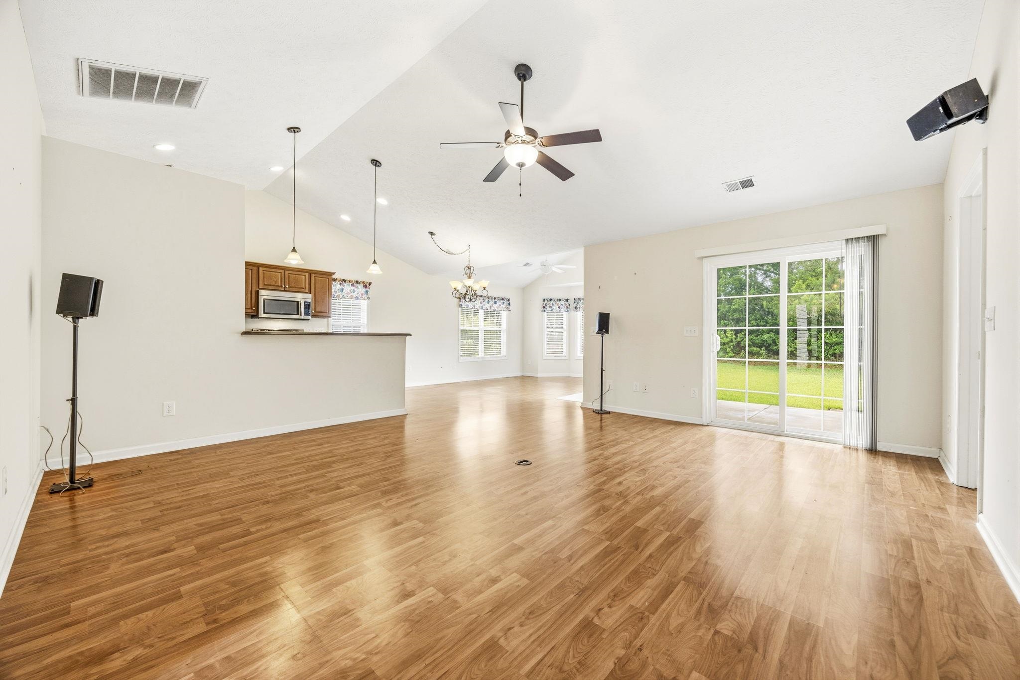 3146 Shorecrest Bay Drive Murrells Inlet, SC 29576 - Photo 6 of 44