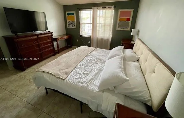 $3,000 | Lakeshore at University Park, Miramar, FL 33025