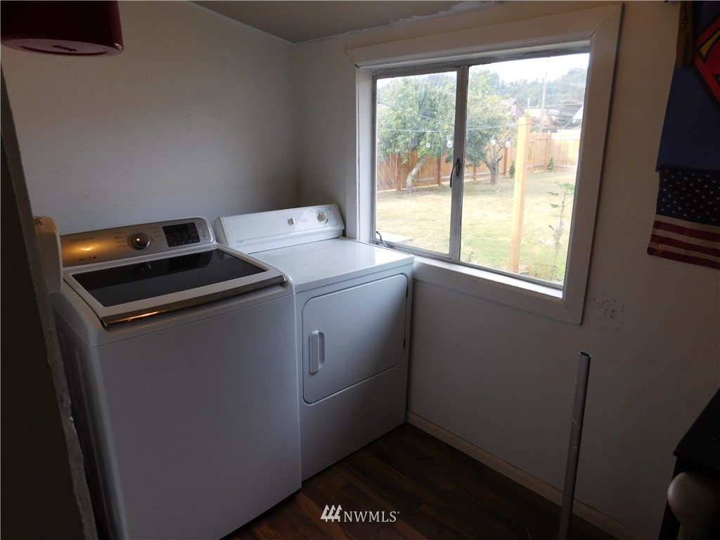 283 Southwest 6th Street Chehalis, WA 98532 - Photo 14 of 17 Gallery Image 14